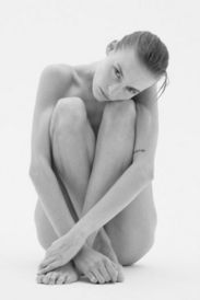 Marine Van Outryve - Pic 16 Preview